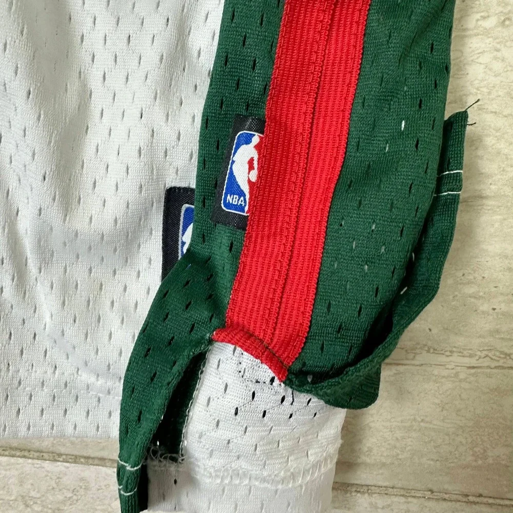 Original Adidas Authentic Milwaukee Bucks Home White Blank Jersey XXL
